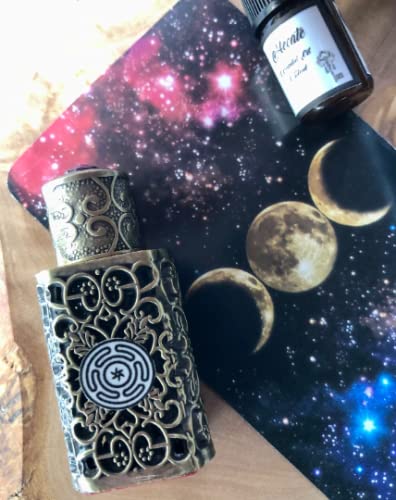 Hecate Essential Oil Blend - 3 ml Filigree Bottle - Natural Perfume, Witch, Pagan Ritual, Altar, Anointing oil - Hekate Goddess - Witchcraft - Magick - Forest & Folklore