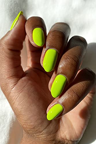Cirque Colors Electric Daisy - Neon Highlighter Yellow Creme Nail Polish - 0.37 Fl Oz (11 mL) - Vegan & Cruelty-Free