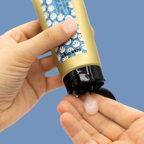 Davines This is a Strong Hold Cream Gel, Create Structure And Definition, For Quick-Drying And Residue-Free Workable Styling, 4.22 Fl. Oz.