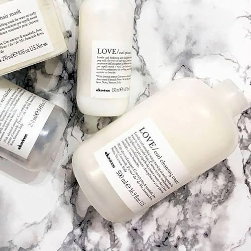 Davines LOVE Curl Cleansing Cream, All In One Shampoo and Conditioner, Soften and Hydrate Wavy And Curly Hair, 16.9 Fl. Oz