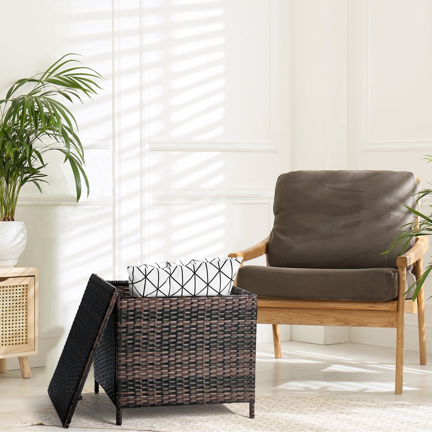 Buytoshop Outdoor PE Wicker Side Table with Storage, Patio Rattan End Table Square Container for Toys and Gardening Tools, Brown